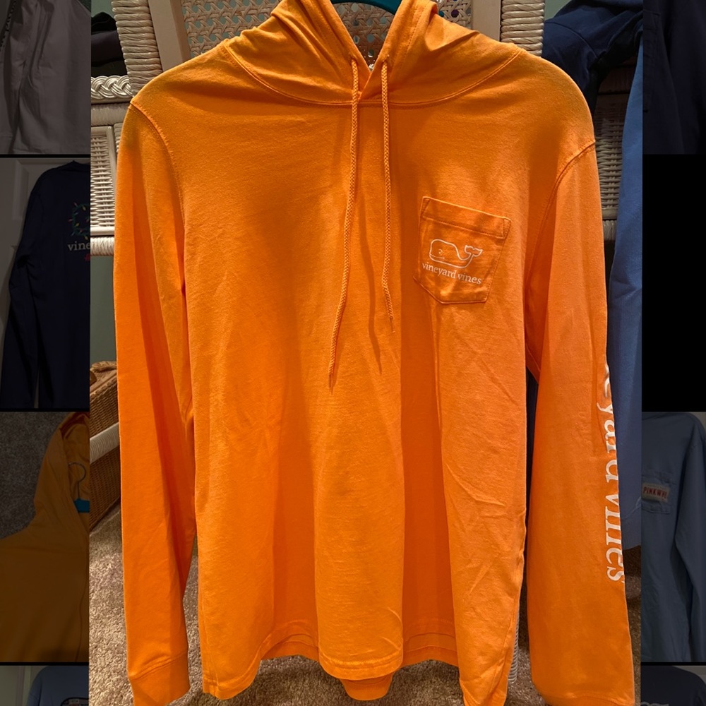 Vineyard Vines lightweight hoodie t-shirt